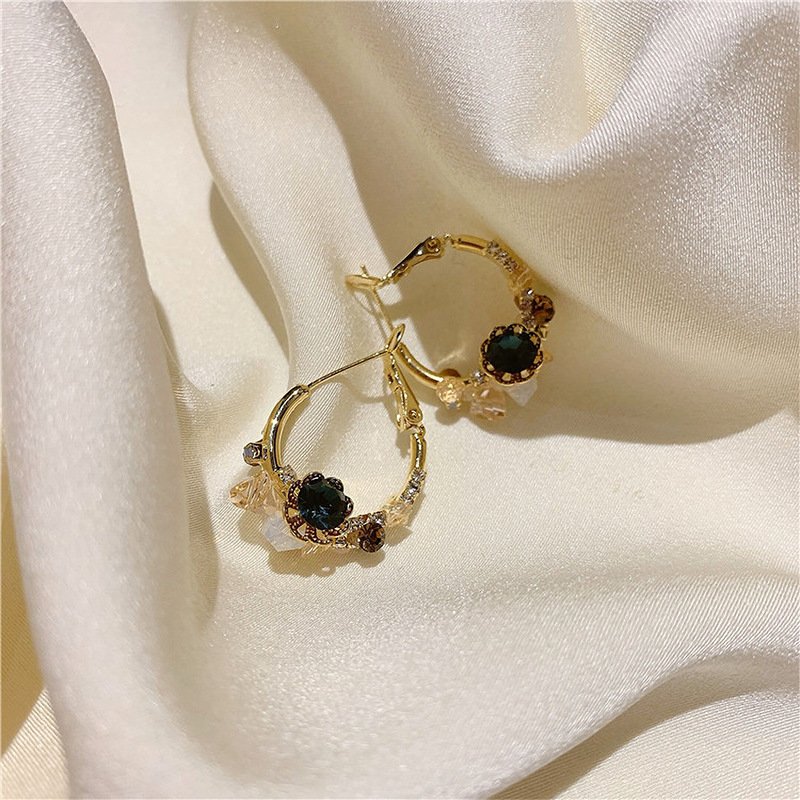 Gold-plated Vintage Flower Earrings