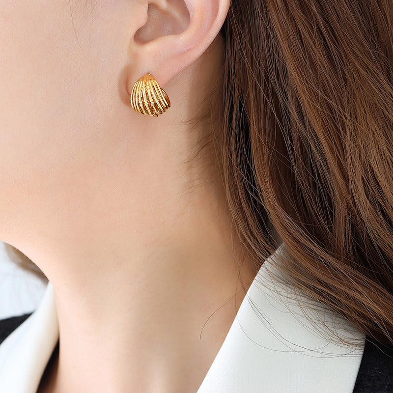 Helios Enclave Gold Earrings