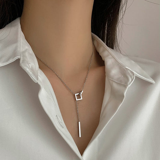 Geometrica Silver Necklace