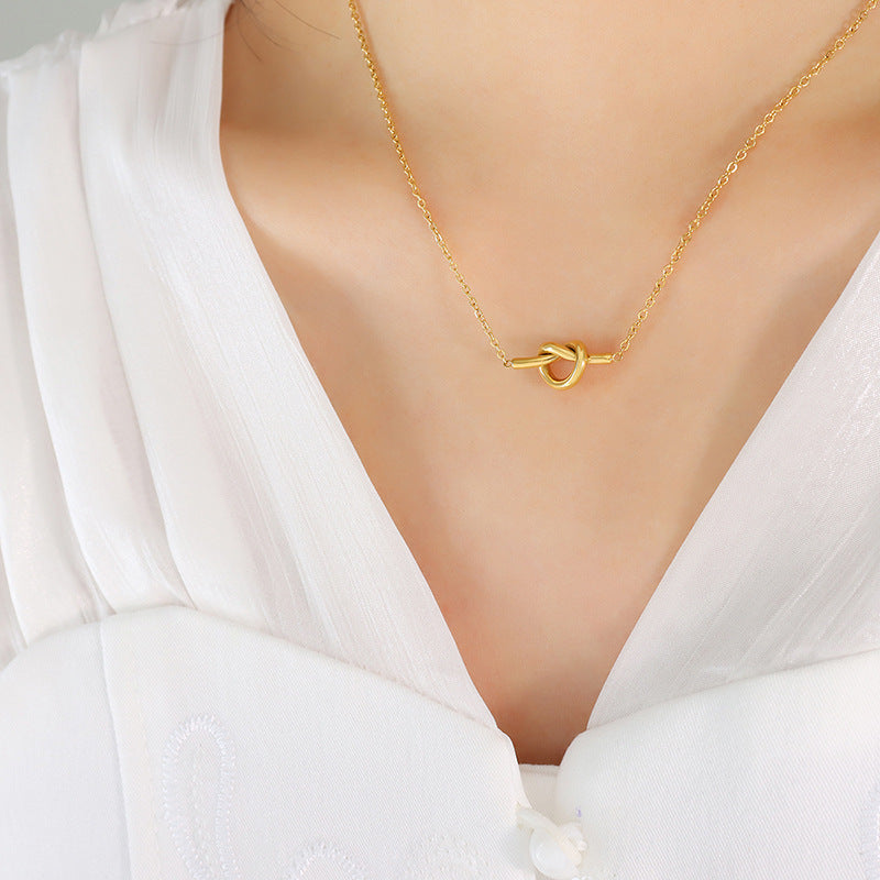 Eclair Gold Button Necklace