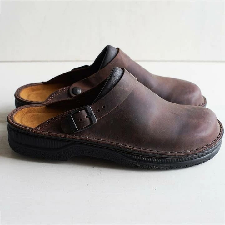 Christian | Slip-on Sandalen