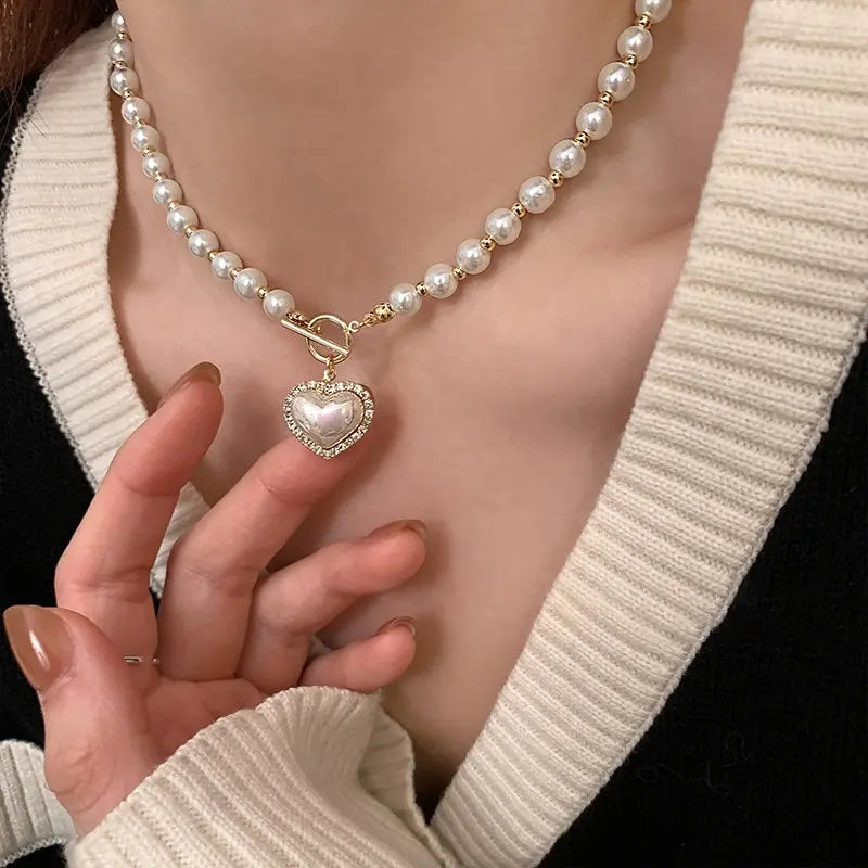 Elegant Pearl Necklace